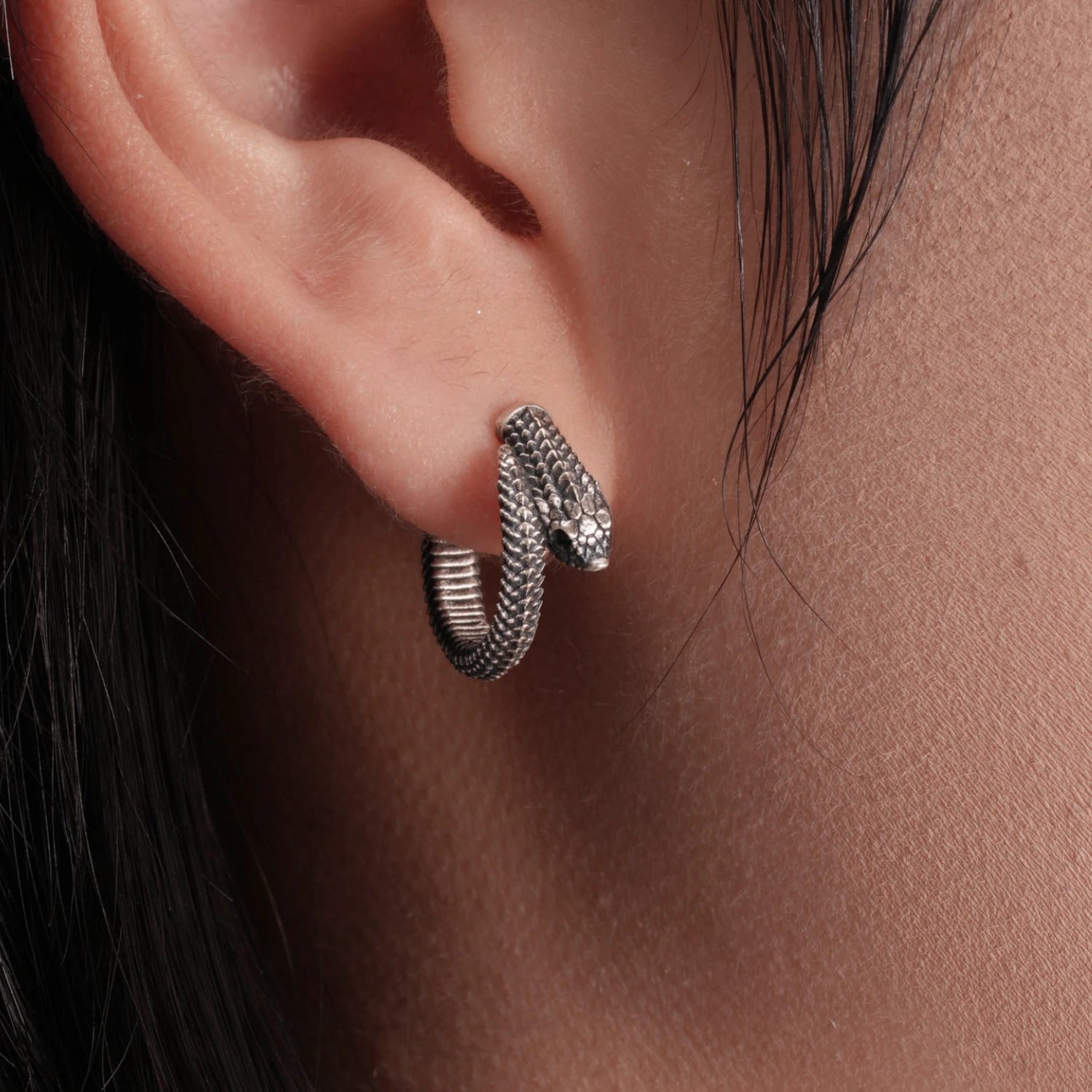 Jurassic World T-Rex Tunnels & Talon Earring Set | Hot Topic