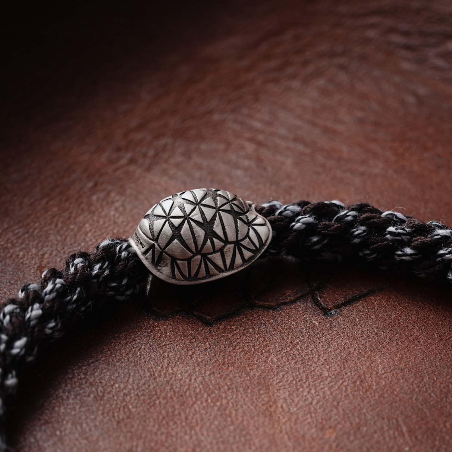 TORTOISE LINK BRACELET - gifts and home furnishings, gift registry