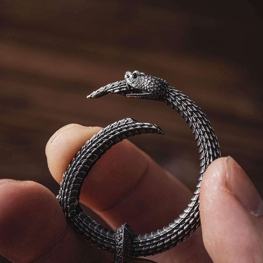 Ouroboros Keychain